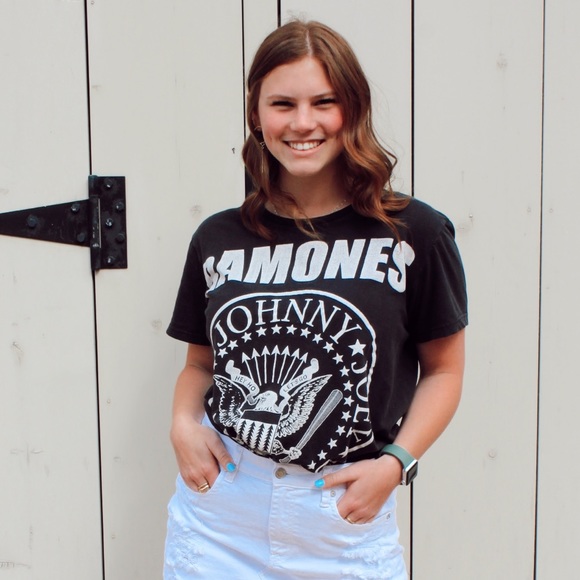 RAMONES VINTAGE BAND T-SHIRT - Picture 3 of 6